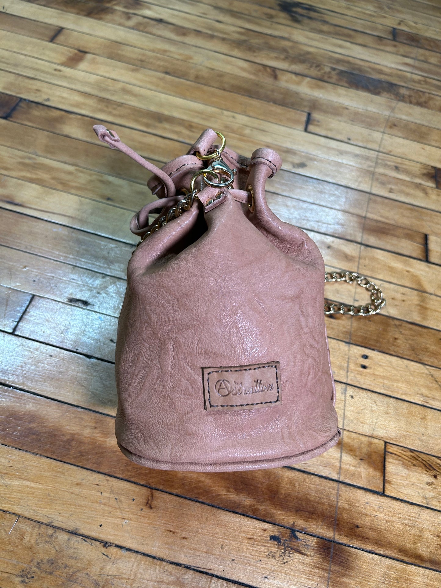 Drawstring chain gang