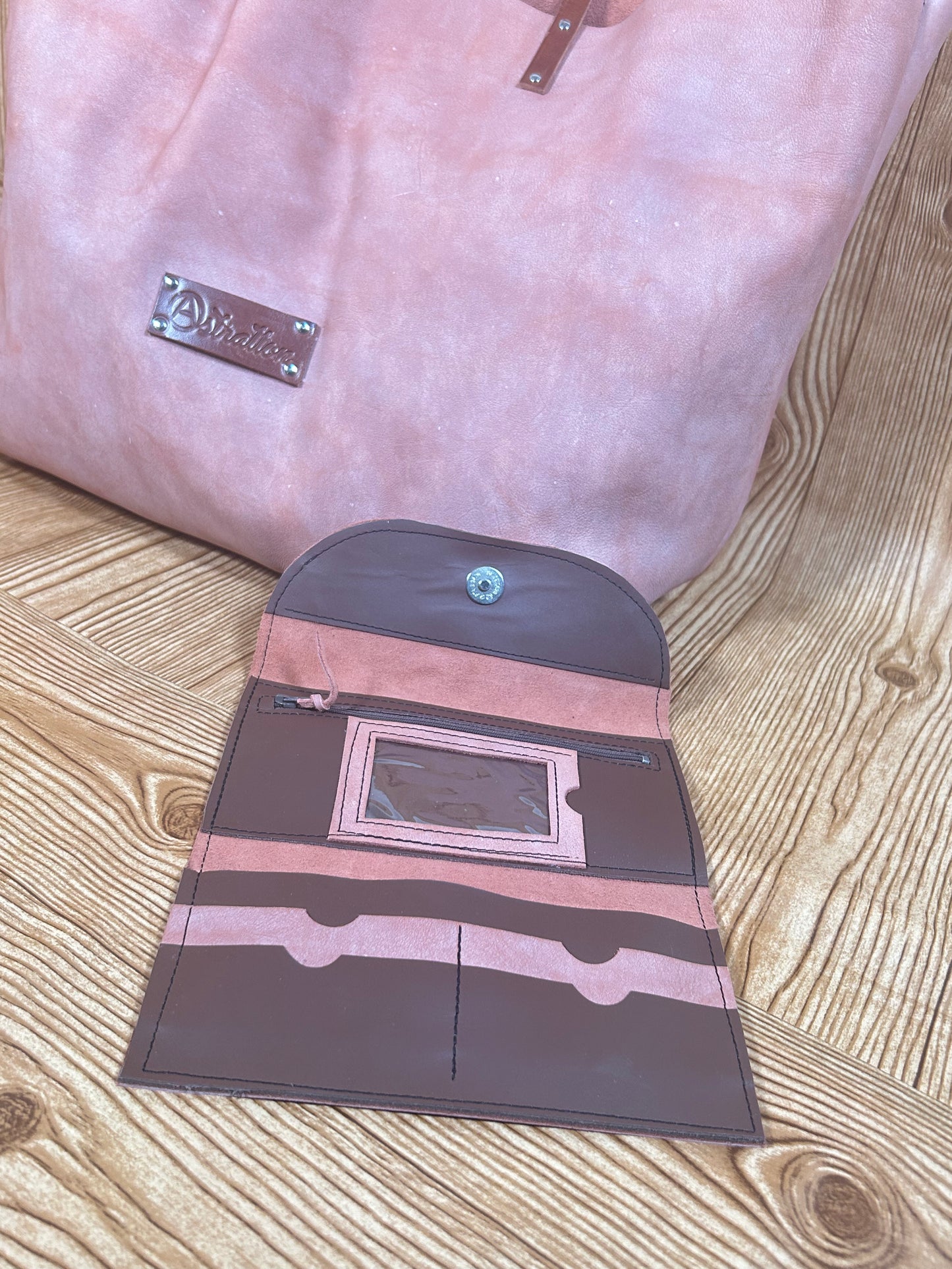  Pink rain tote