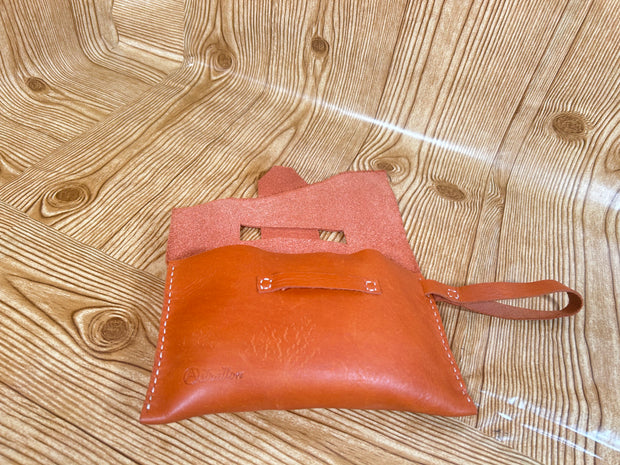 The copper clutch - Astratton