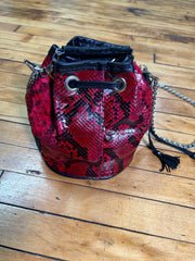 Red wine python - Astratton