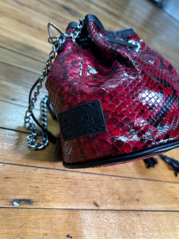 Red wine python - Astratton